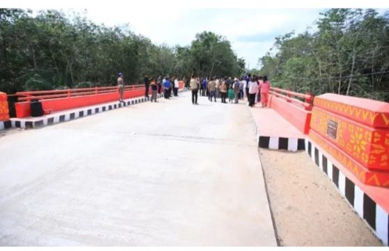 Akhir Penantian Warga, Gubernur Sumsel H. Herman Deru Resmikan Jembatan Ait Serami di Peninjauan