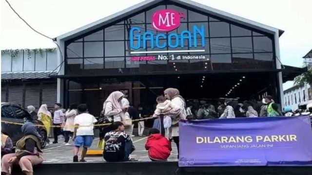 AMP-OKU Desak Gerai Mie Gacoan di Baturaja Ditutup: Diduga Belum Kantongi Izin Resmi